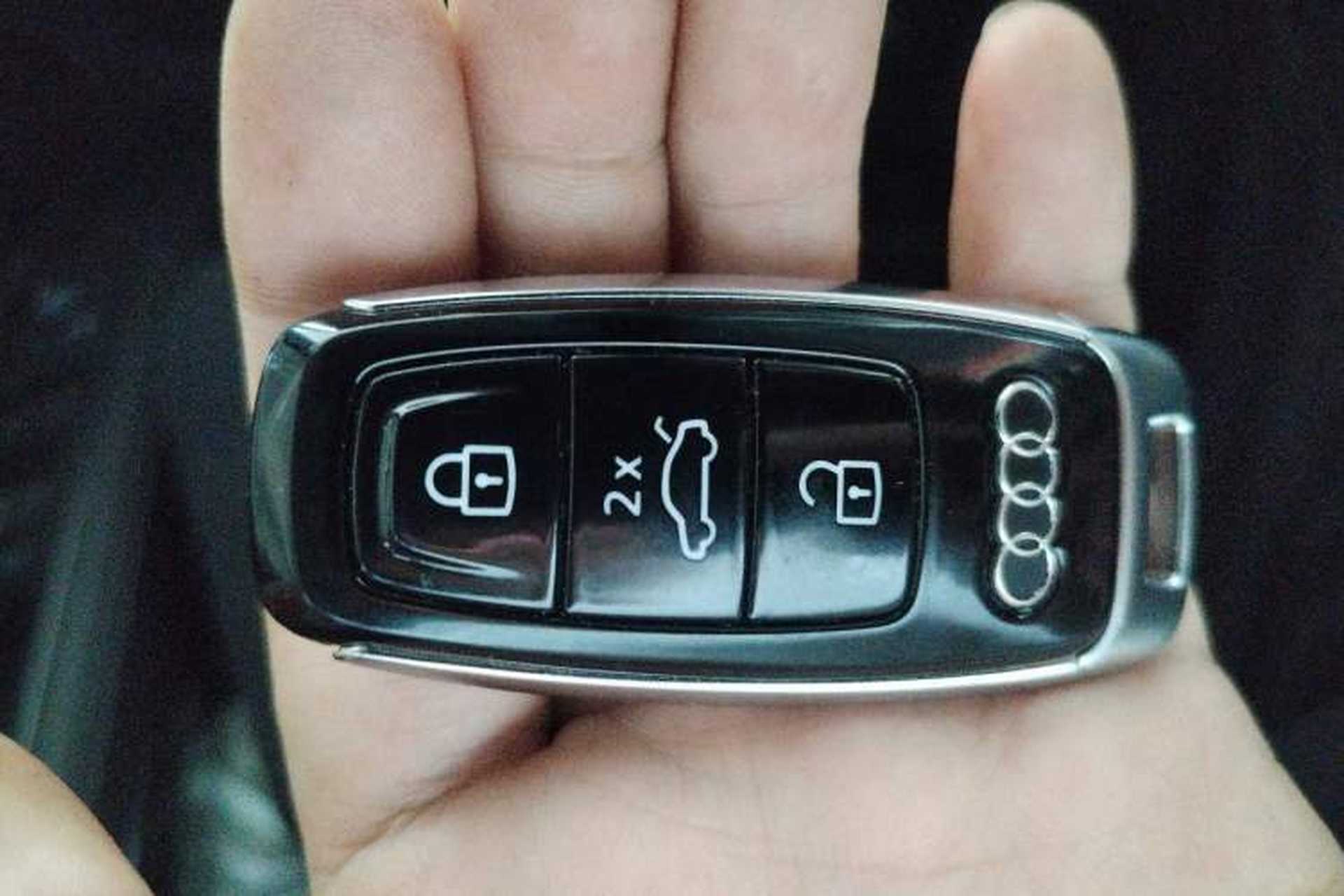 Used Audi A8 2023 A8L 50 TFSI quattro Prestige Edition Vehicle Key