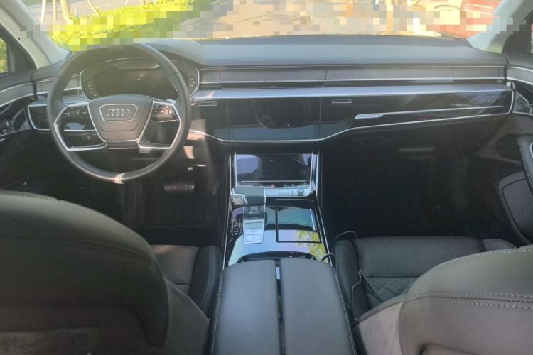 Used Audi A8  Center Console