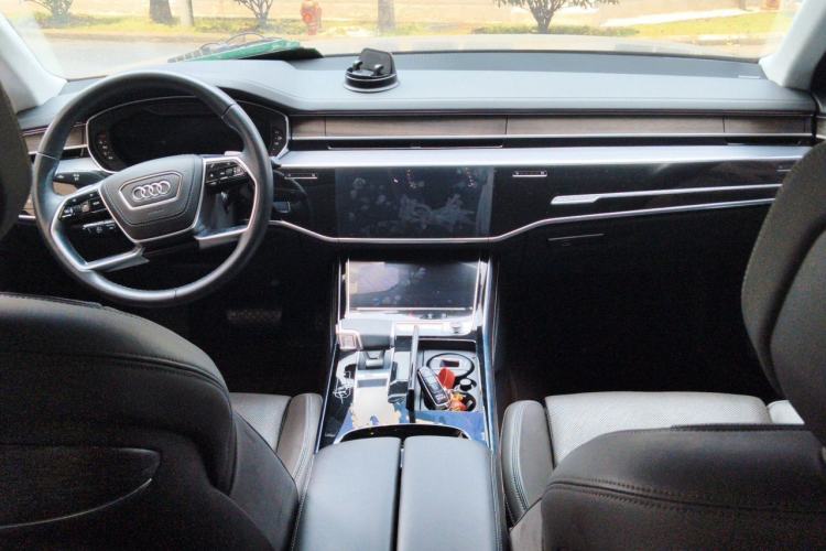 Used Audi A8 2024 A8L 55 TFSI quattro Flagship Model Center Console