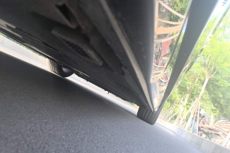 Used Audi A8  Chassis Rear Right