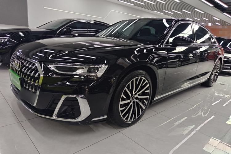 Audi A8 2024 A8L 55 TFSI quattro Flagship Model
