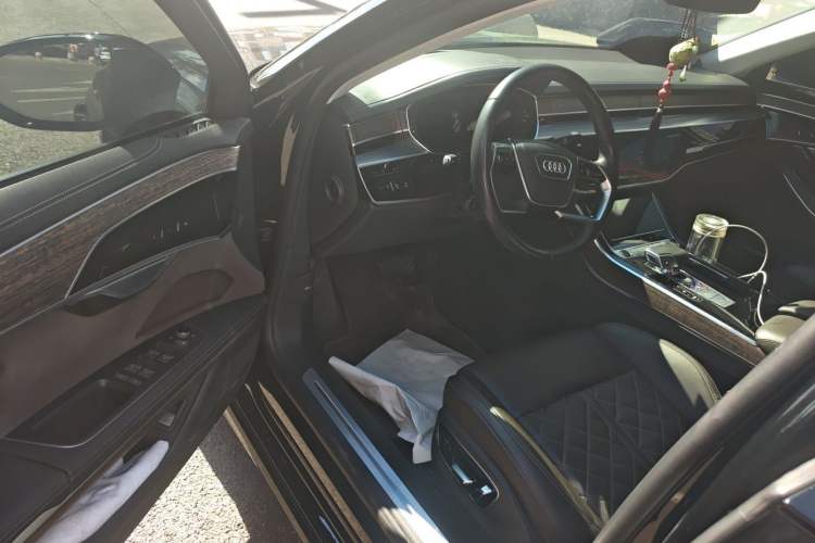 Used Audi A8 2024 A8L 55 TFSI quattro Flagship Model Driver Seat