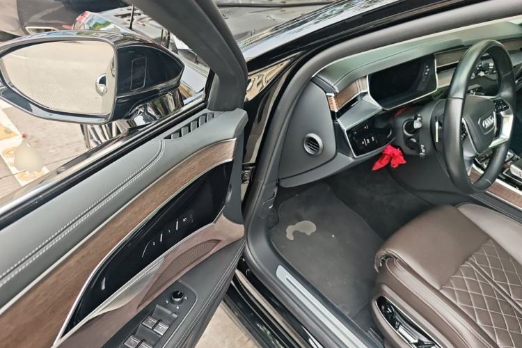 Used Audi A8 2024 A8L 55 TFSI quattro Flagship Model Driver Seat