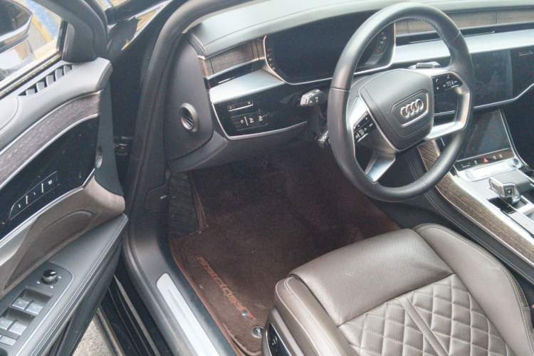 Used Audi A8 2024 A8L 55 TFSI quattro Flagship Model Driver Seat