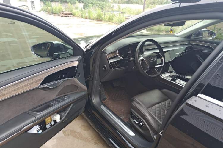 Used Audi A8 2024 A8L 55 TFSI quattro Flagship Model Driver Seat