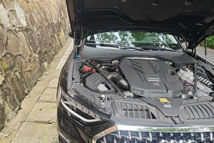 Used Audi A8 2024 A8L 55 TFSI quattro Flagship Model Engine Bay Right