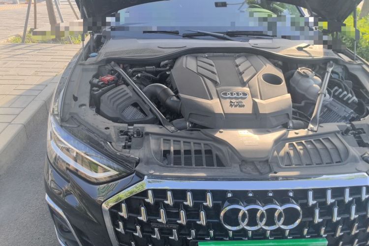 Used Audi A8  Engine Bay Right