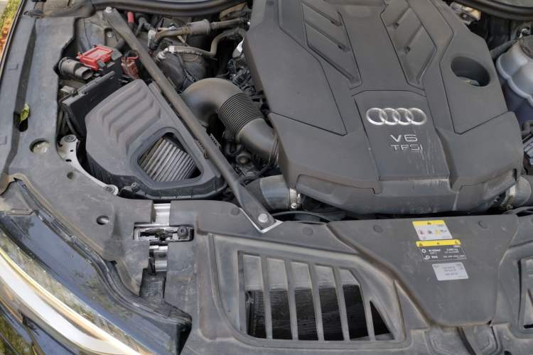 Used Audi A8 2024 A8L 50 TFSI quattro Prestige Edition Engine Bay Right