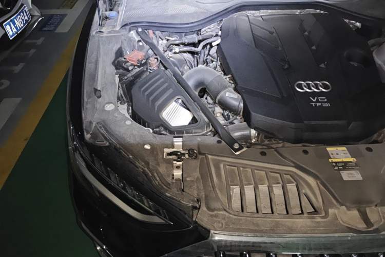 Used Audi A8 2024 A8L 50 TFSI quattro Prestige Edition Engine Bay Right