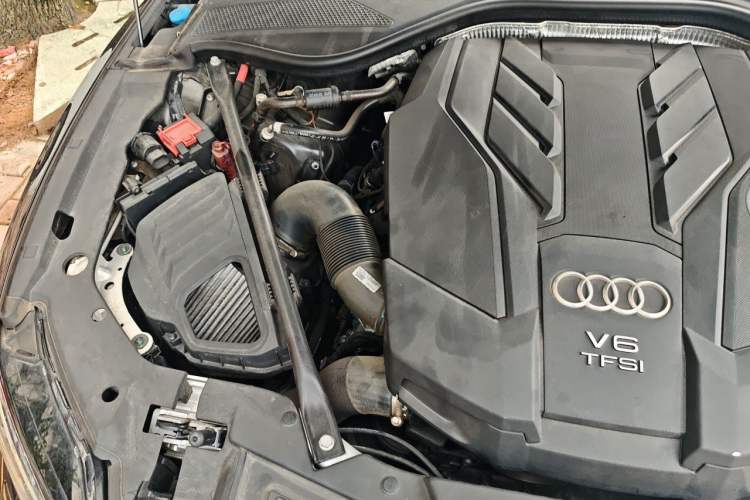 Used Audi A8 2024 A8L 55 TFSI quattro Flagship Model Engine Bay Right