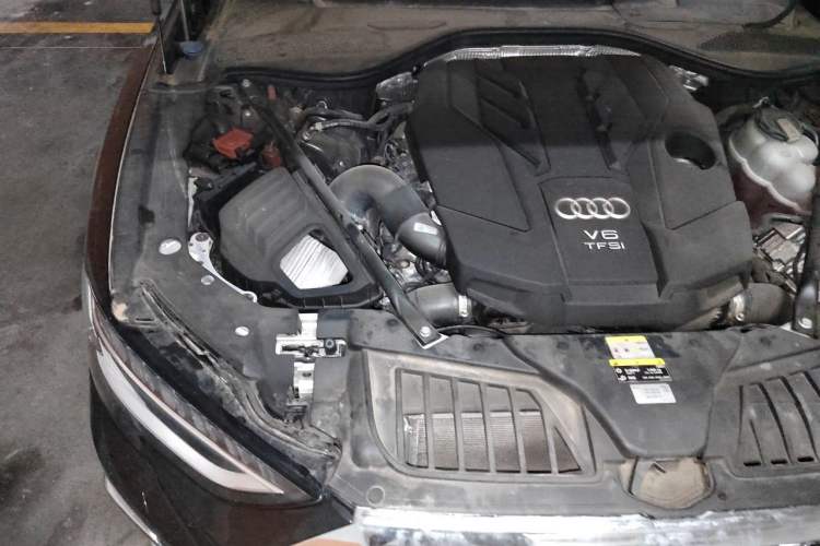 Used Audi A8 2024 A8L 50 TFSI quattro Prestige Edition Engine Bay Right