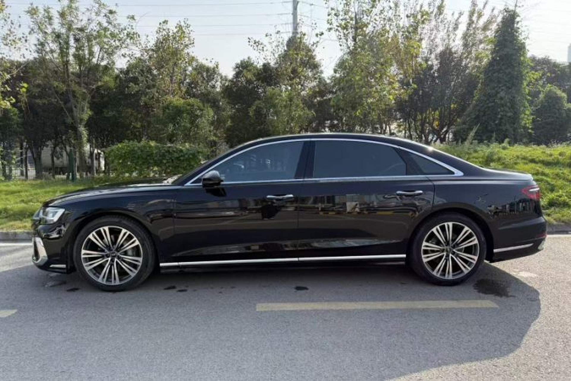 Used Audi A8 2024 A8L 45 TFSI quattro Luxury Model Exterior 2