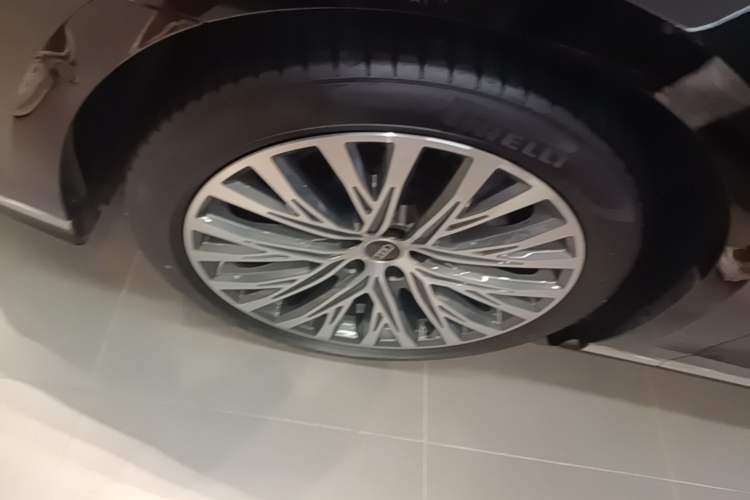 Used Audi A8 2024 A8L 50 TFSI quattro Prestige Edition Exterior 4