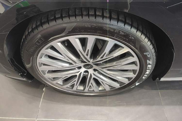 Used Audi A8 2024 A8L 50 TFSI quattro Prestige Edition Exterior 4