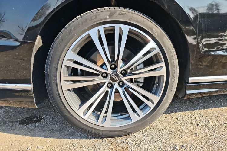 Used Audi A8 2024 A8L 45 TFSI quattro Luxury Model Exterior 5