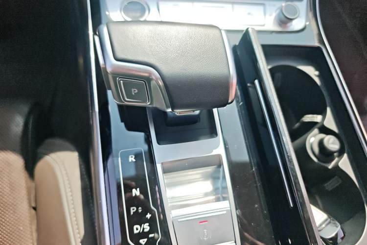 Used Audi A8 2024 A8L 50 TFSI quattro Prestige Edition Gear Lever