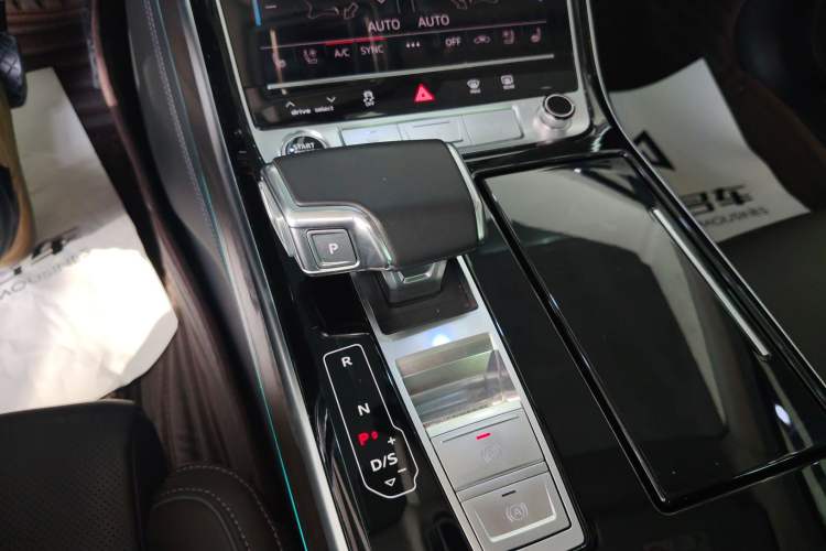 Used Audi A8 2024 A8L 50 TFSI quattro Prestige Edition Gear Lever