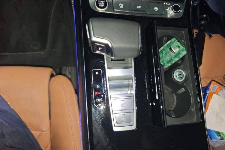 Used Audi A8 2024 A8L 50 TFSI quattro Prestige Edition Gear Lever