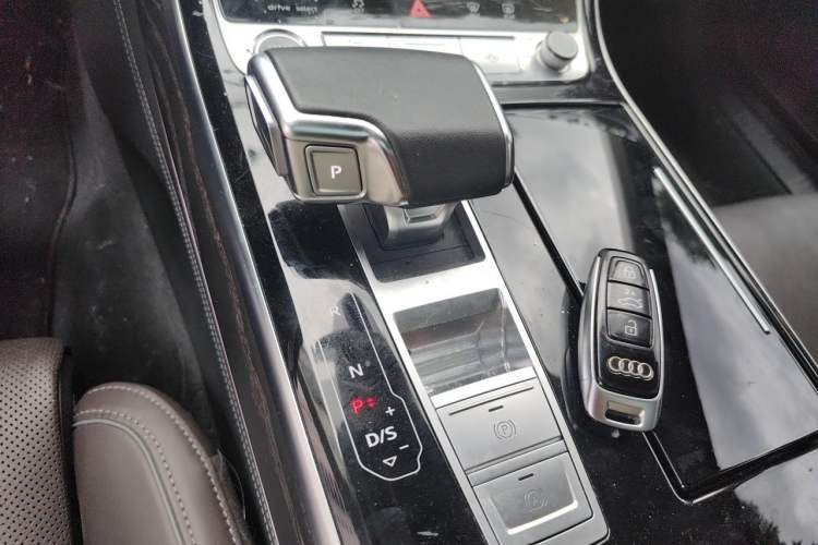 Used Audi A8 2024 A8L 50 TFSI quattro Prestige Edition Gear Lever