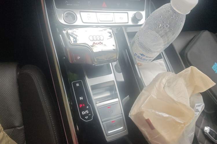 Used Audi A8 2024 A8L 50 TFSI quattro Prestige Edition Gear Lever