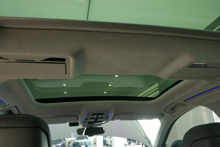 Used Audi A8 2024 A8L 55 TFSI quattro Flagship Model Headliner