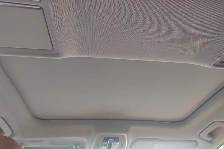 Used Audi A8 2024 A8L 45 TFSI quattro Luxury Model Headliner