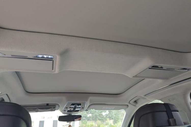 Used Audi A8 2024 A8L 55 TFSI quattro Flagship Model Headliner