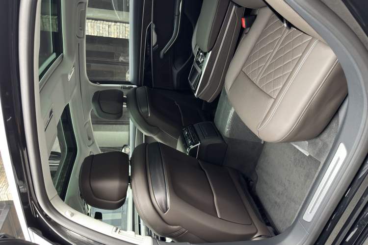 Used Audi A8 2024 A8L 50 TFSI quattro Prestige Edition Interior 10