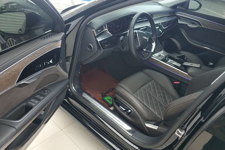 Used Audi A8 2024 A8L 55 TFSI quattro Flagship Model Interior 3