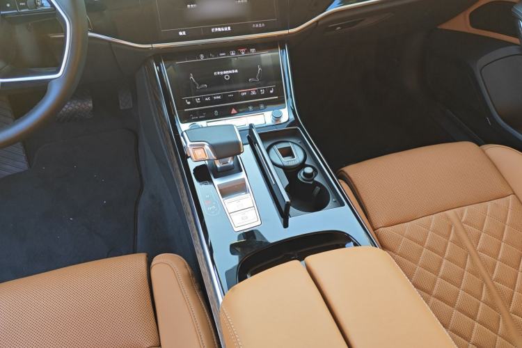 Used Audi A8 2024 A8L 55 TFSI quattro Flagship Model Interior 4