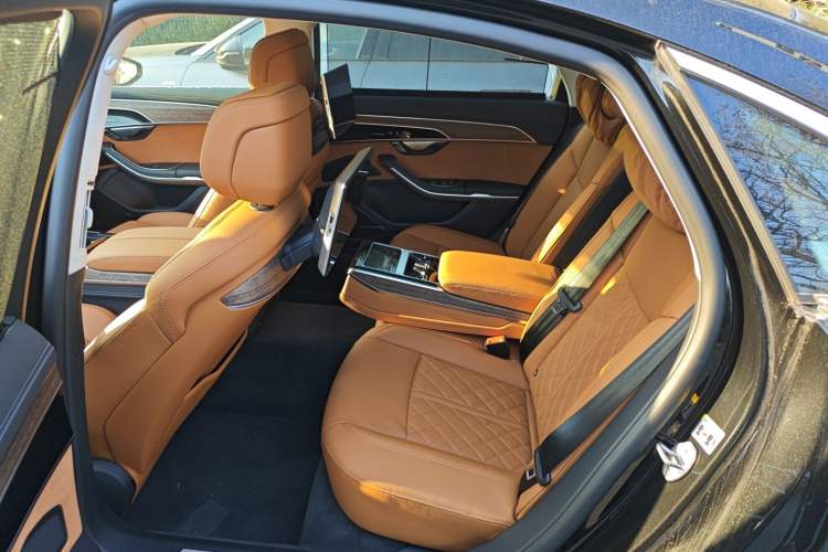 Used Audi A8 2024 A8L 55 TFSI quattro Flagship Model Interior 6