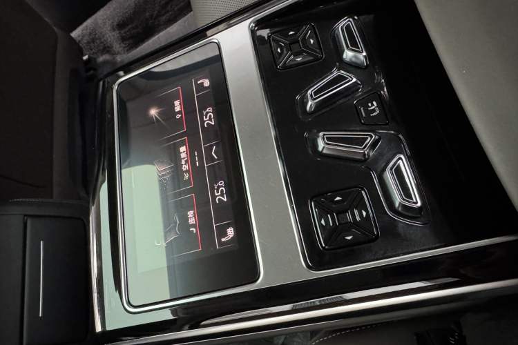 Used Audi A8 2024 A8L 50 TFSI quattro Prestige Edition Interior 7