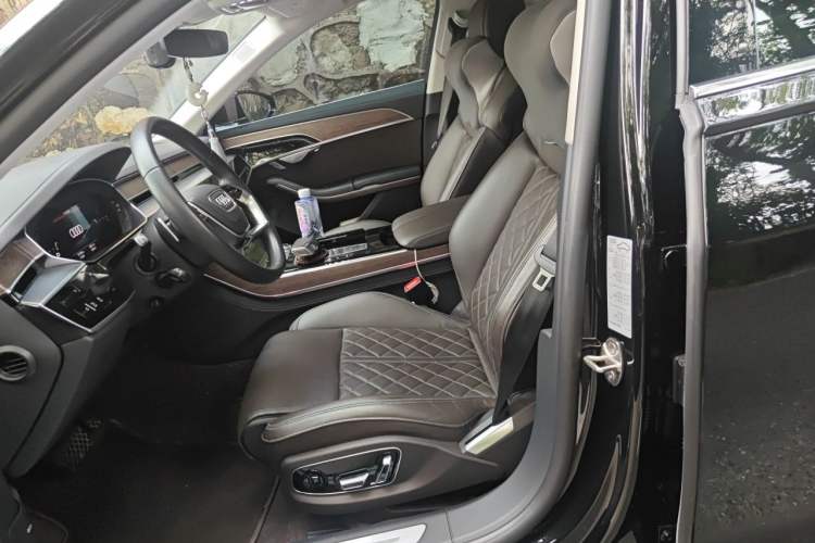 Used Audi A8 2024 A8L 55 TFSI quattro Flagship Model Left Front Seat