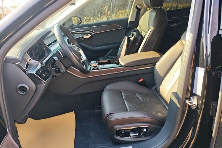 Used Audi A8 2024 A8L 45 TFSI quattro Luxury Model Left Front Seat