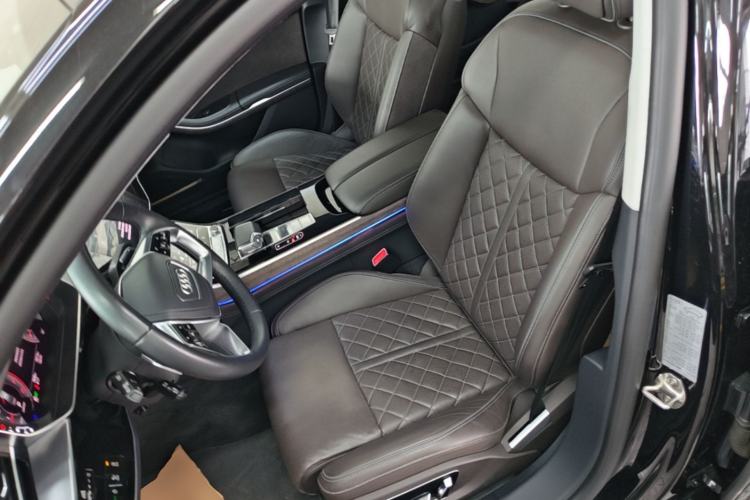 Used Audi A8 2024 A8L 55 TFSI quattro Flagship Model Left Front Seat