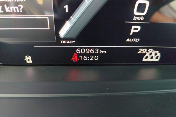 Used Audi A8 2024 A8L 50 TFSI quattro Prestige Edition Odometer Close Up