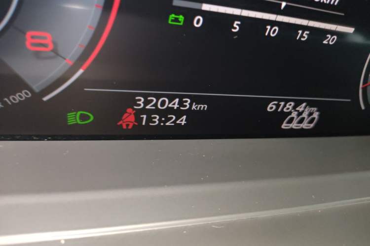 Used Audi A8 2024 A8L 45 TFSI quattro Luxury Model Odometer Close Up