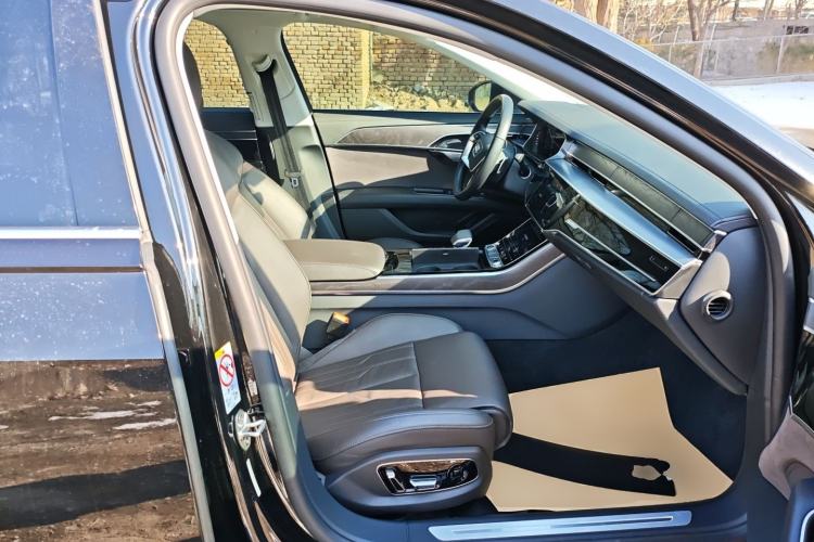 Used Audi A8 2024 A8L 45 TFSI quattro Luxury Model Right Front Seat