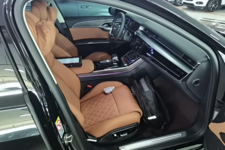 Used Audi A8 2024 A8L 50 TFSI quattro Prestige Edition Right Front Seat