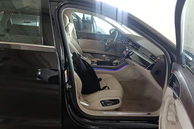 Used Audi A8 2024 A8L 50 TFSI quattro Prestige Edition Right Front Seat