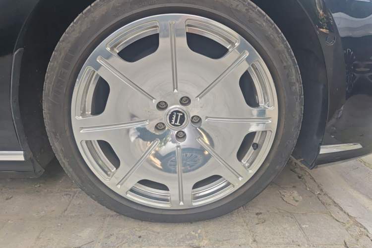 Used Audi A8 2024 A8L 50 TFSI quattro Prestige Edition Right Front Wheel Hub