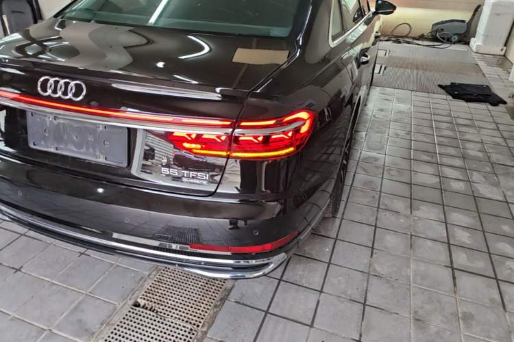 Used Audi A8 2024 A8L 55 TFSI quattro Flagship Model Right Rear Taillight