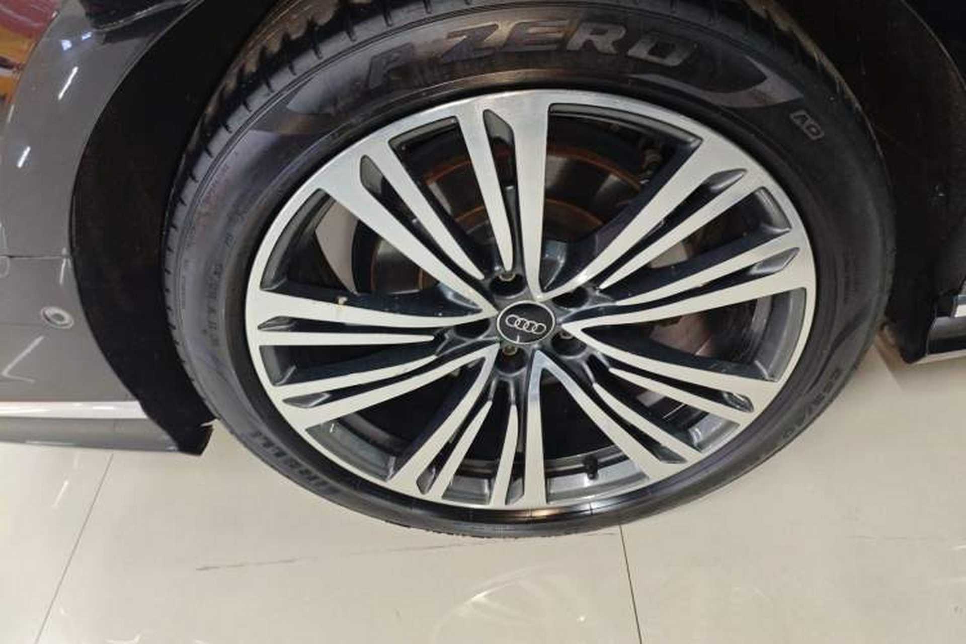 Used Audi A8 2024 A8L 50 TFSI quattro Prestige Edition Right Rear Wheel Hub