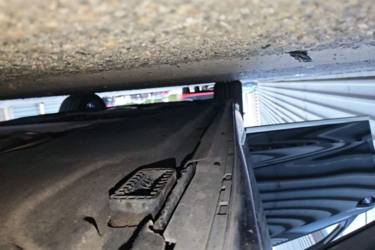 Used Audi A8 2024 A8L 55 TFSI quattro Flagship Model Right Side Sill