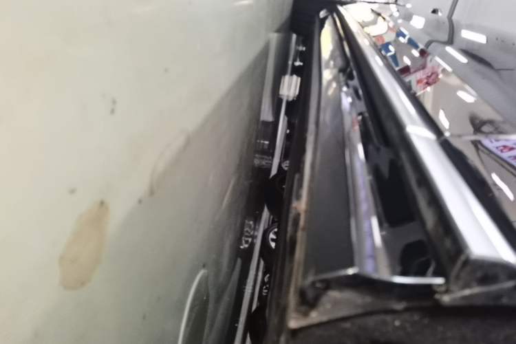Used Audi A8 2024 A8L 50 TFSI quattro Prestige Edition Right Side Sill