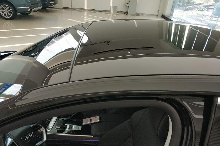 Used Audi A8 2024 A8L 55 TFSI quattro Flagship Model Roof