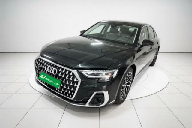 Audi A8 2024 A8L 55 TFSI quattro Flagship Model usado