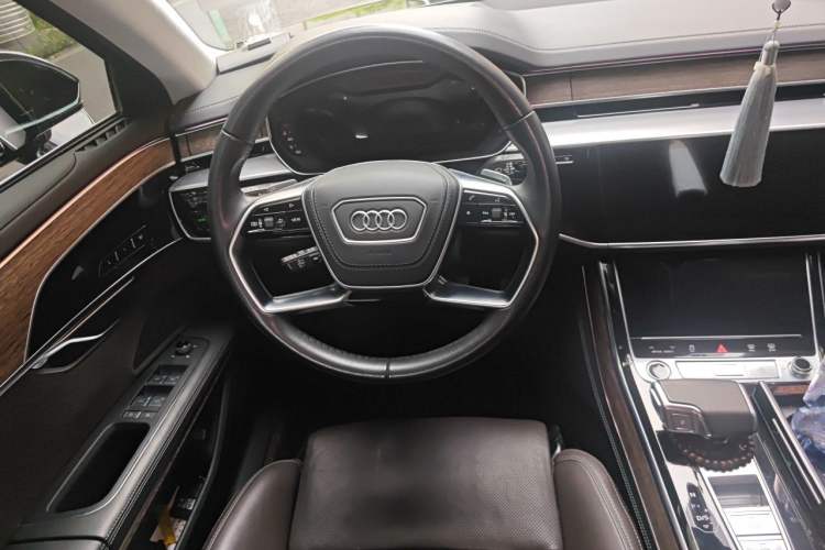 Used Audi A8 2024 A8L 55 TFSI quattro Flagship Model Steering Wheel