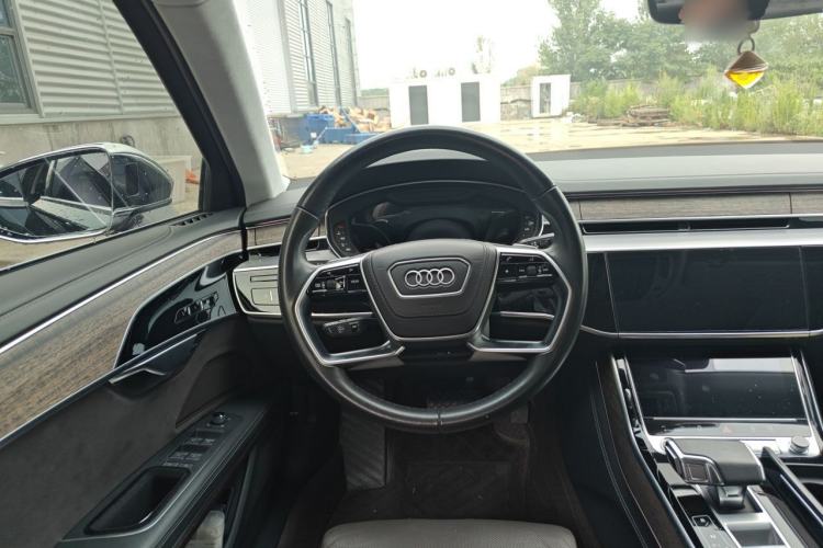 Used Audi A8 2024 A8L 55 TFSI quattro Flagship Model Steering Wheel