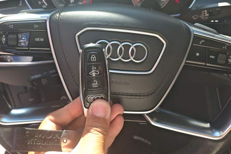 Used Audi A8 2024 A8L 55 TFSI quattro Flagship Model Vehicle Key